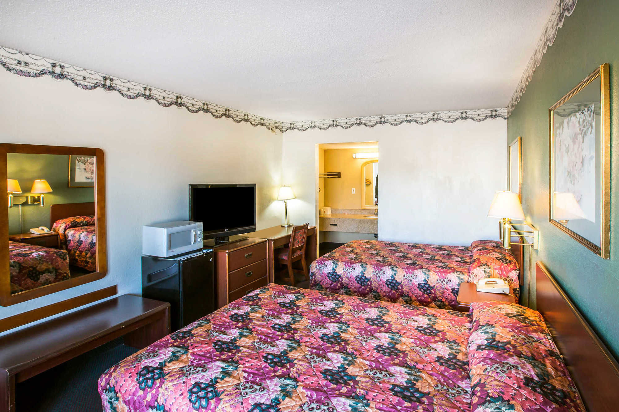 Relax Inn Milledgeville Δωμάτιο φωτογραφία