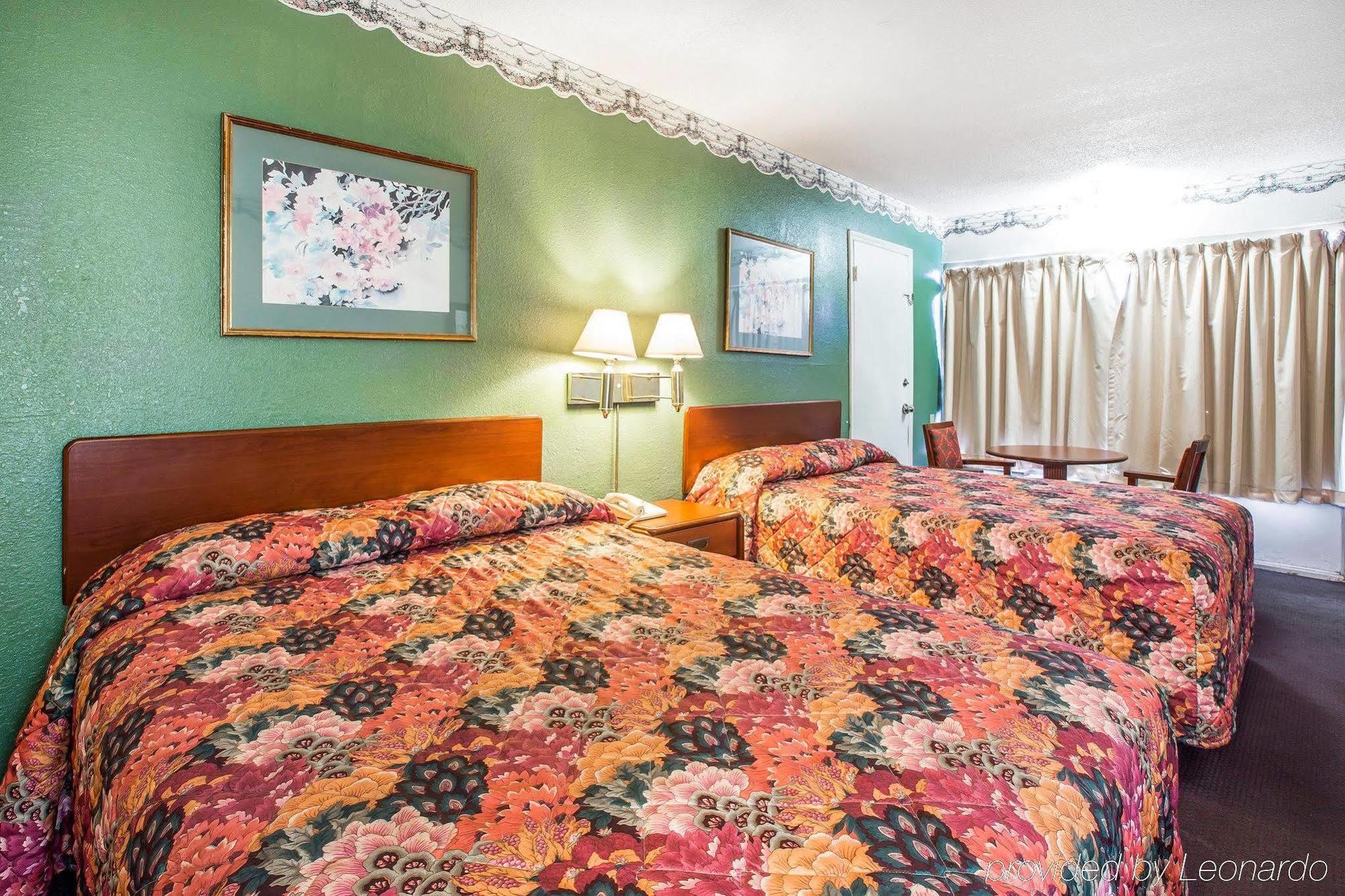 Relax Inn Milledgeville Εξωτερικό φωτογραφία